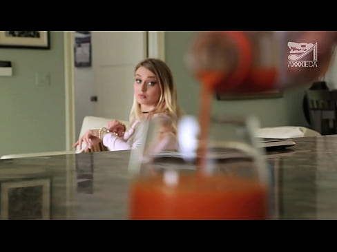 ❤️ Vruća djevojka s velikim sisama i čvrstom macom dobija kurac od gubitnika, ali vrlo teško ☑ Porno kod nas ☑