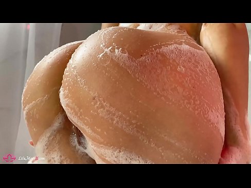 ❤️ Brineta masturbira macu vibratorom do intenzivnog orgazma pod tušem ☑ Porno kod nas ☑