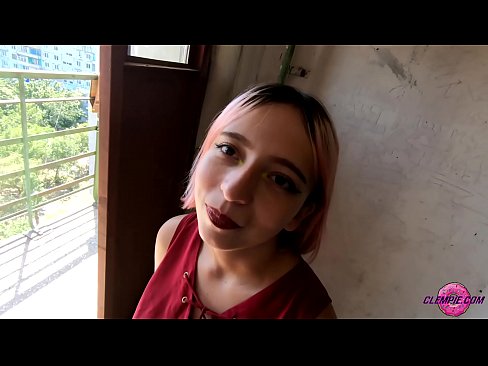 ❤️ Student Sensual siše stranca u zaleđu - sperma mu na licu ☑ Porno kod nas ☑